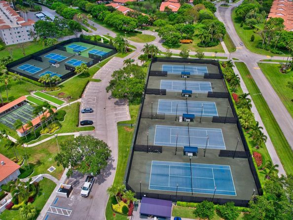 6193 Pointe Regal Circle 402, Delray Beach FL 33484