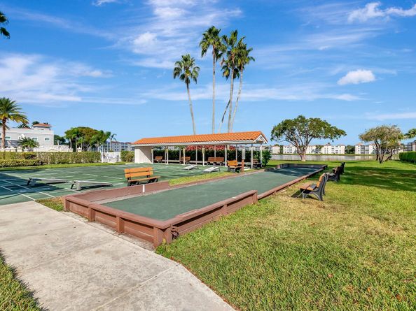 6193 Pointe Regal Circle 402, Delray Beach FL 33484