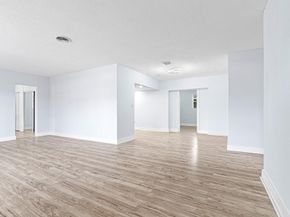 6540 SW 8th St, North Lauderdale FL 33068