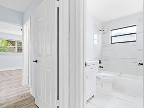 6540 SW 8th St, North Lauderdale FL 33068