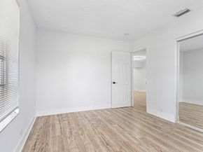 6540 SW 8th St, North Lauderdale FL 33068