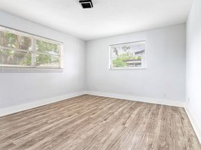 6540 SW 8th St, North Lauderdale FL 33068