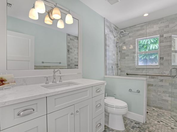 219 Claremont Lane, Palm Beach Shores FL 33404