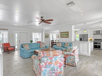 219 Claremont Lane