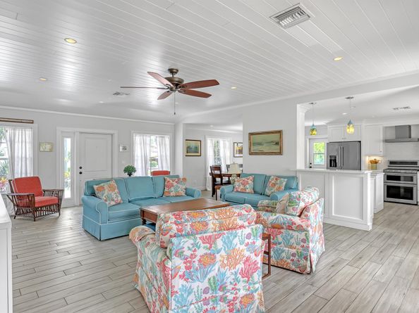 219 Claremont Lane, Palm Beach Shores FL 33404