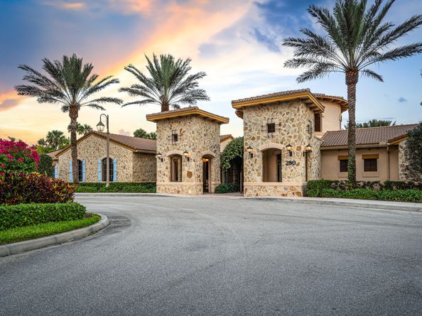 171 Tresana Boulevard 129, Jupiter FL 33478