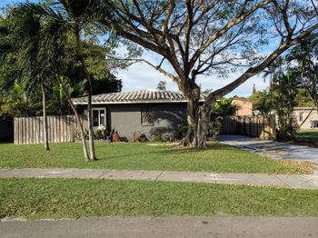1955 Thomas St