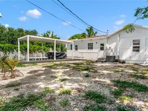 516 Puritan Rd, West Palm Beach FL 33405