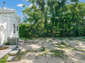 516 Puritan Rd, West Palm Beach FL 33405