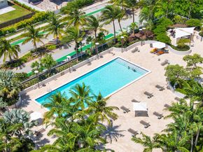 1000 Venetian Way 114, Miami FL 33139