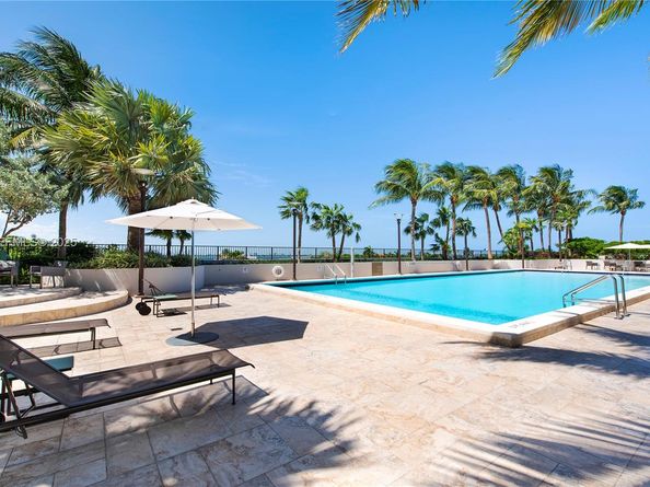 1000 Venetian Way 114, Miami FL 33139