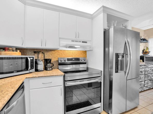 136 Centennial Court, Deerfield Beach FL 33442