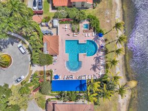 6807 Via Regina 1, Boca Raton FL 33433