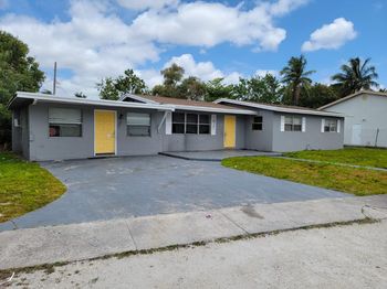 1225 NW 16TH Ct
