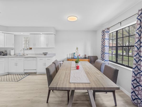 100 Weybridge Cir D, Royal Palm Beach FL 33411