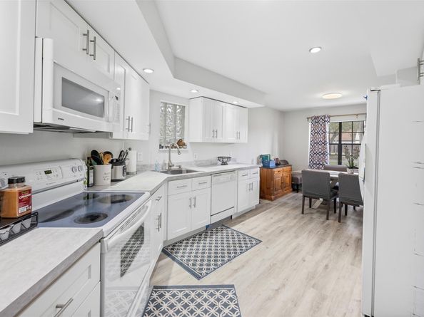 100 Weybridge Cir D, Royal Palm Beach FL 33411