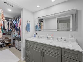 100 Weybridge Cir D, Royal Palm Beach FL 33411