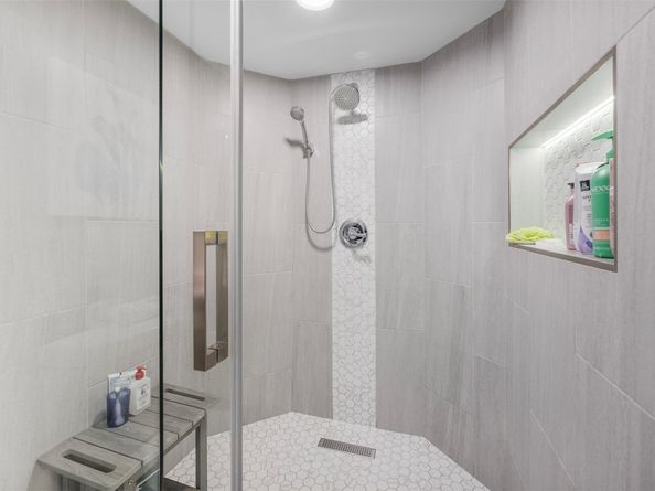 100 Weybridge Cir D, Royal Palm Beach FL 33411