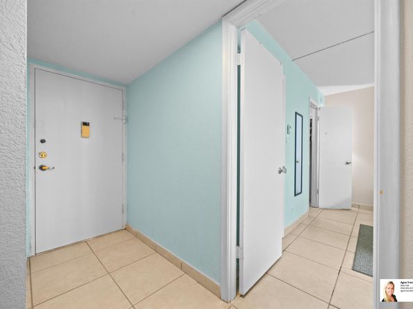 137 Golden Isles Drive 501, Hallandale Beach FL 33009