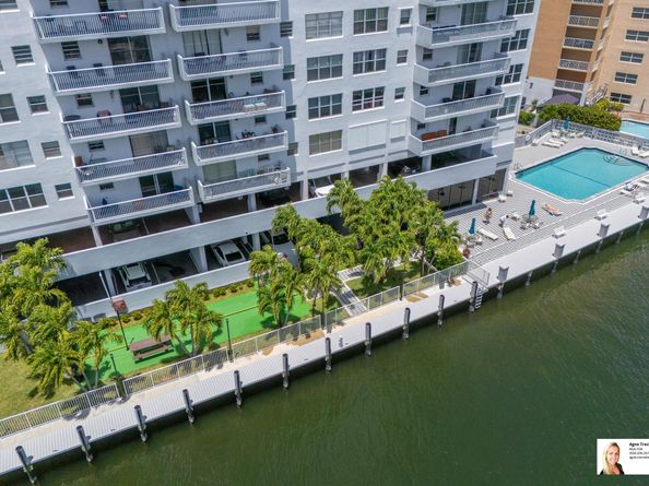 137 Golden Isles Drive 501, Hallandale Beach FL 33009