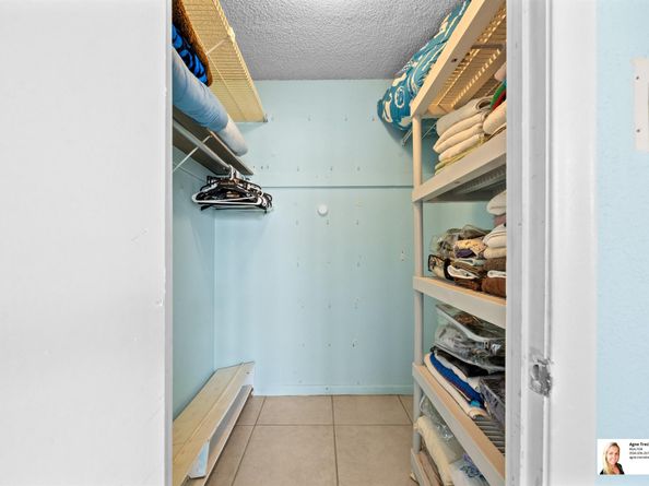 137 Golden Isles Drive 501, Hallandale Beach FL 33009