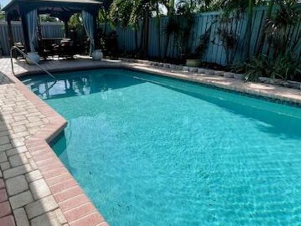 1028 SE 13th Court, Deerfield Beach FL 33441