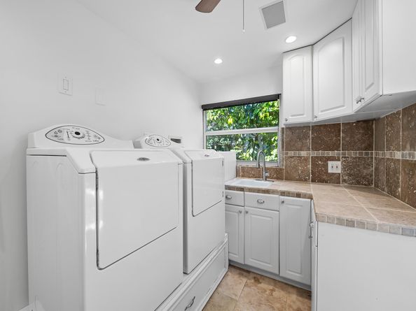 2709 NE 30th St, Fort Lauderdale FL 33306
