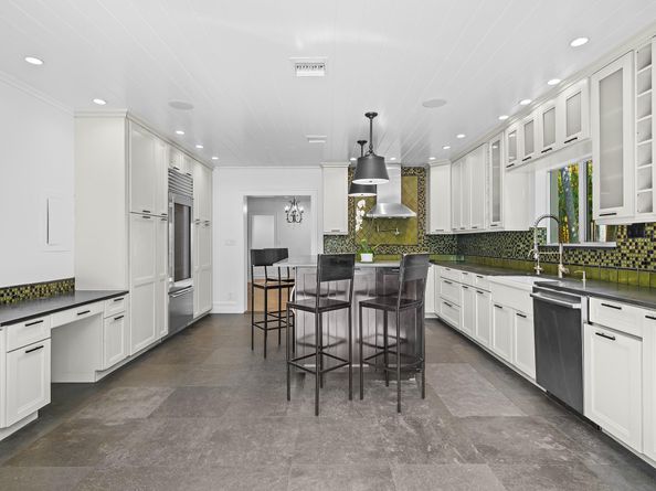 2709 NE 30th St, Fort Lauderdale FL 33306