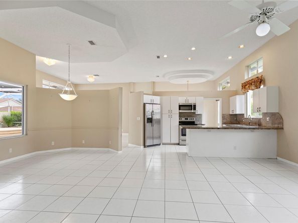 4841 NW 104th Ln, Coral Springs FL 33076