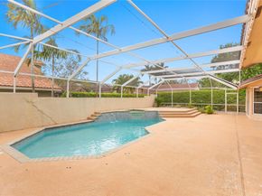 4841 NW 104th Ln, Coral Springs FL 33076