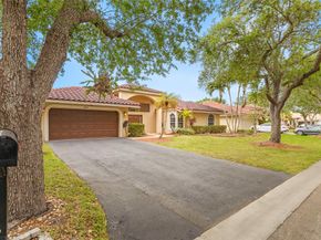 4841 NW 104th Ln, Coral Springs FL 33076