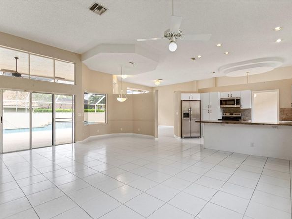 4841 NW 104th Ln, Coral Springs FL 33076