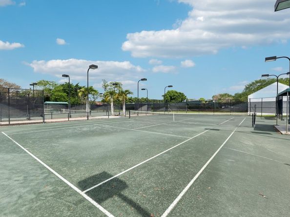 12444 Classic Drive, Coral Springs FL 33071