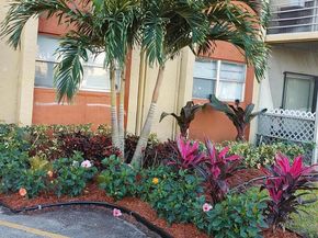 3600 NW 21st Street 209, Lauderdale Lakes FL 33311