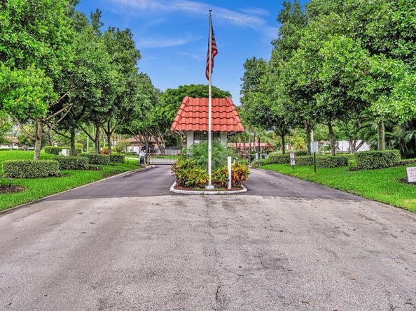 9199 Pecky Cypress Lane 7h, Boca Raton FL 33428