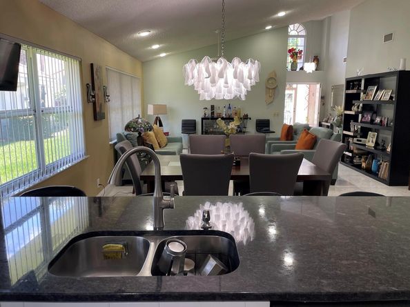 11088 Rios Rd, Boca Raton FL 33498