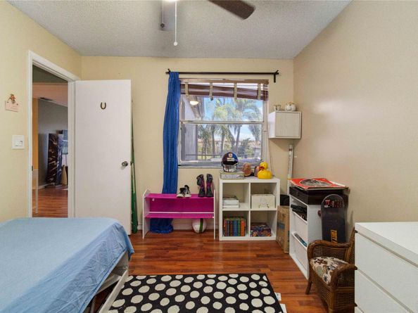 1250 SW 113th Ter 203, Pembroke Pines FL 33025