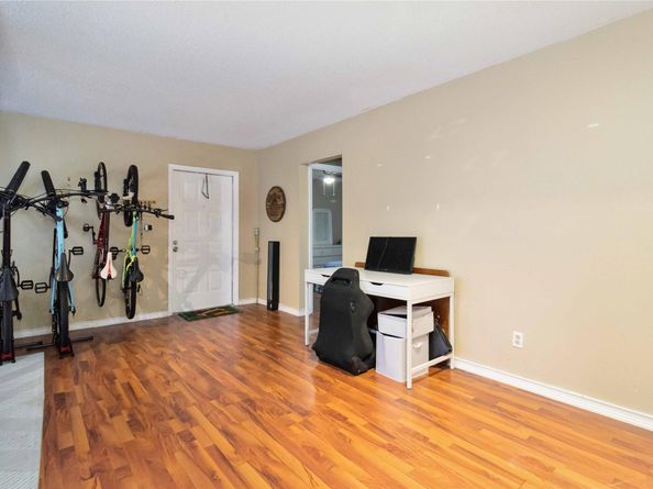 1250 SW 113th Ter 203, Pembroke Pines FL 33025