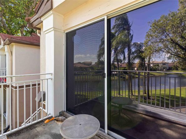 1250 SW 113th Ter 203, Pembroke Pines FL 33025