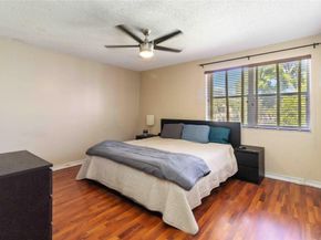 1250 SW 113th Ter 203, Pembroke Pines FL 33025