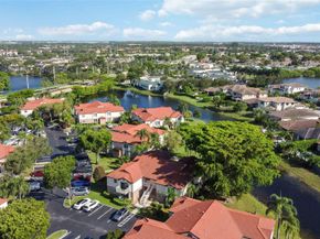 1250 SW 113th Ter 203, Pembroke Pines FL 33025