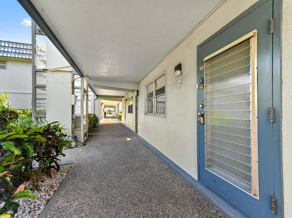 154 Tuscany C, Delray Beach FL 33446