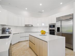 2454 Provence Ct, Weston FL 33327