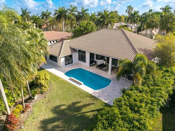 2454 Provence Ct, Weston FL 33327