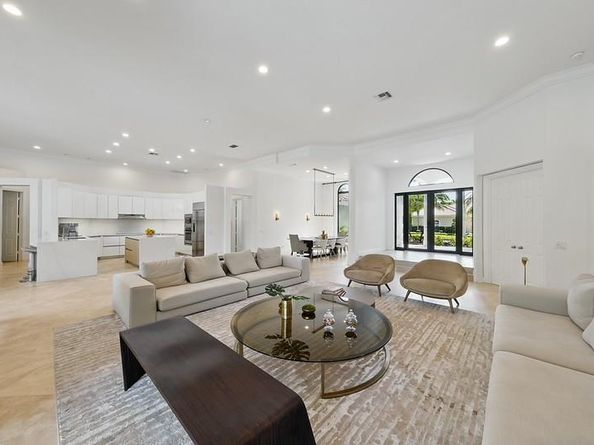 2454 Provence Ct, Weston FL 33327