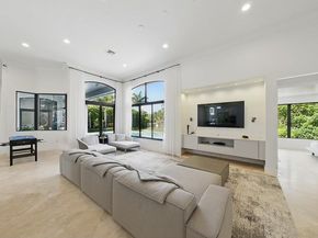 2454 Provence Ct, Weston FL 33327