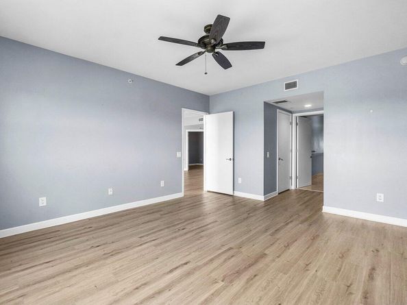 2640 Lake Shore Drive 614, Riviera Beach FL 33404