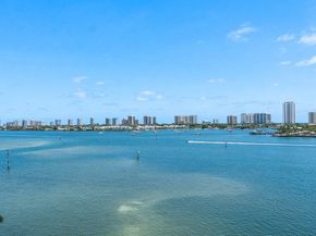 2640 Lake Shore Drive 614, Riviera Beach FL 33404