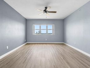 2640 Lake Shore Drive 614, Riviera Beach FL 33404