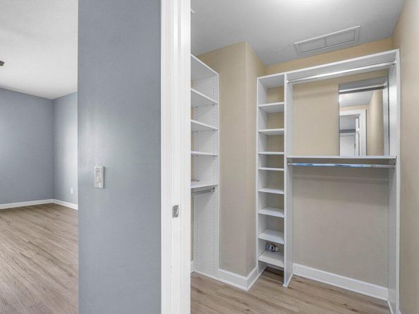 2640 Lake Shore Drive 614, Riviera Beach FL 33404